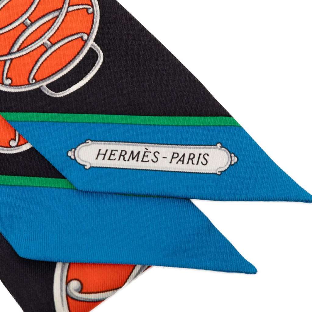 Hermès Lift Profile Silk Twilly Scarf Black Very good condition - Box View