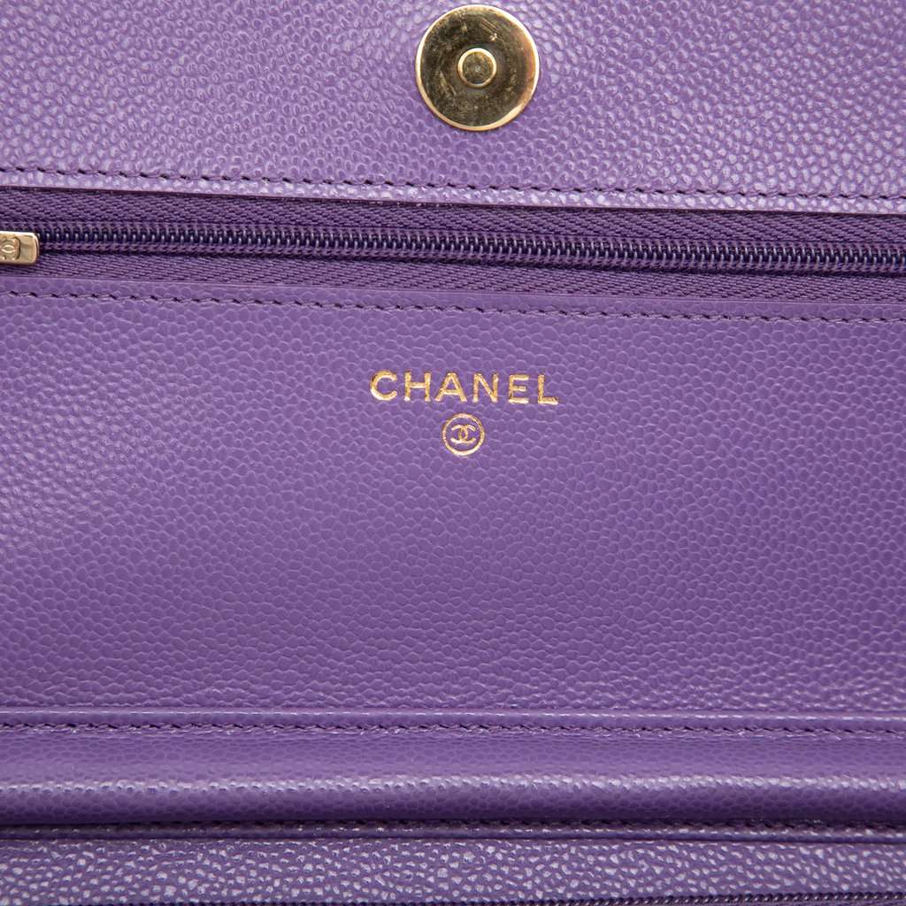 Chanel CC Quilted Caviar Wallet on Chain Purple Leather Very good condition - Box View