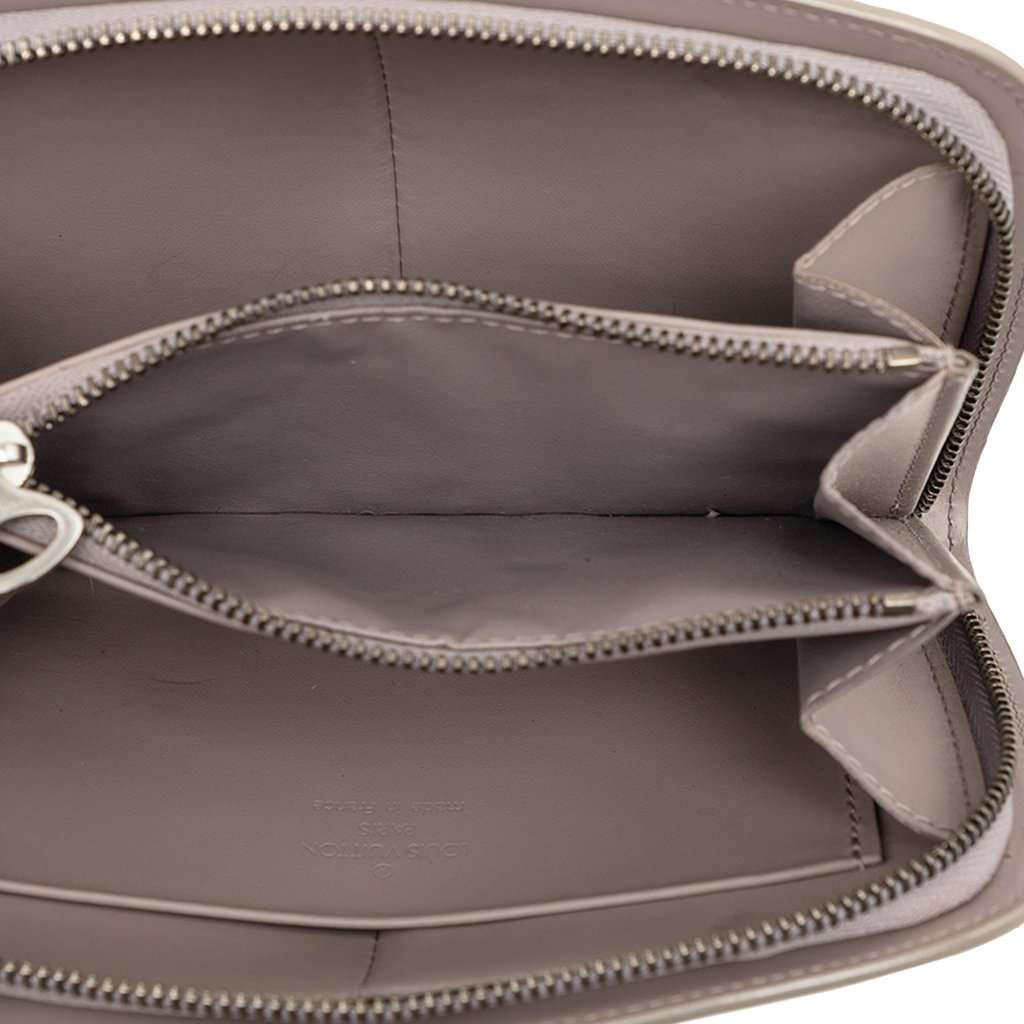 Louis Vuitton Epi Demi Lune Coin Purse Purple Leather Very good condition - Model View