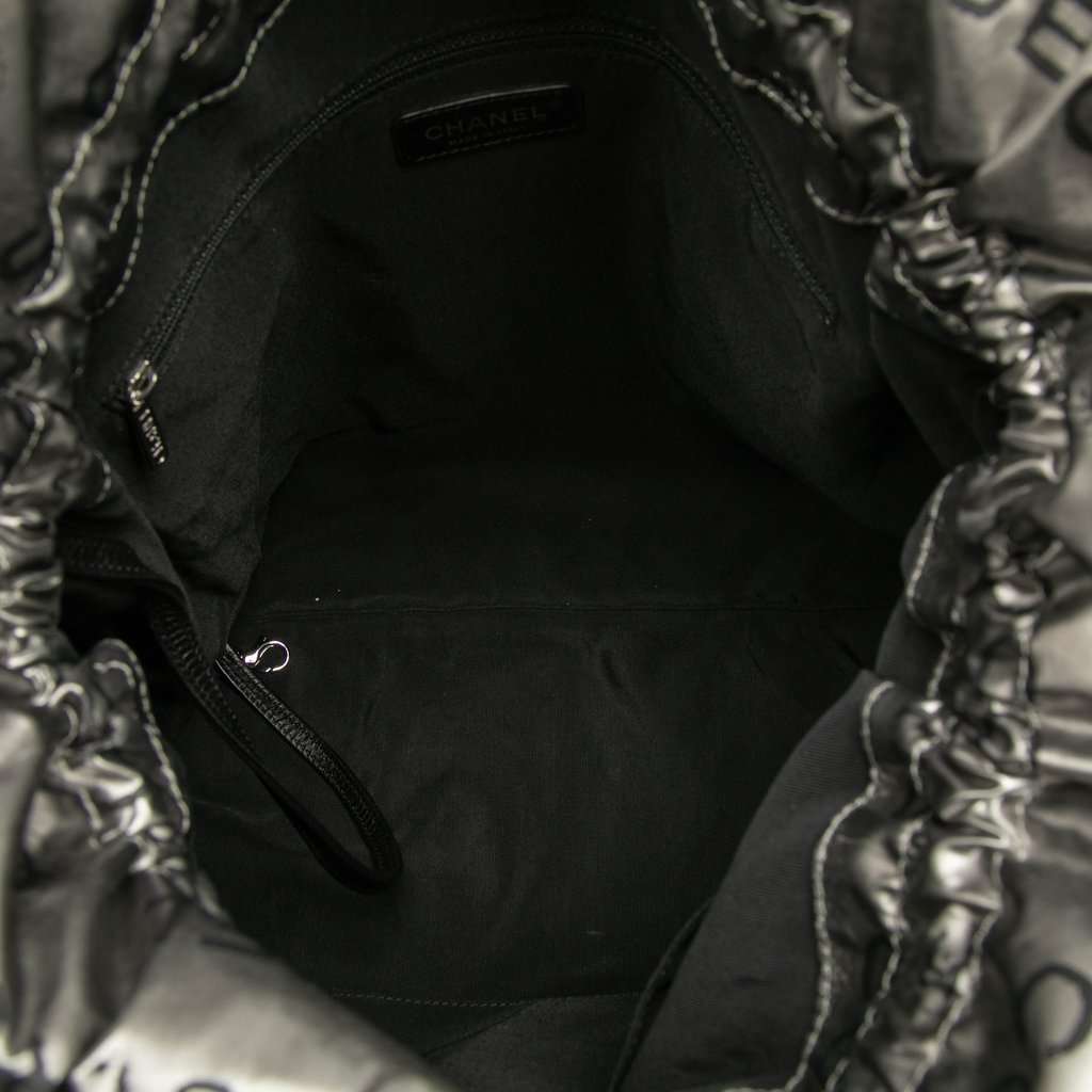 Chanel Nylon Unlimited Drawstring Tote Silver Very good condition - Model View
