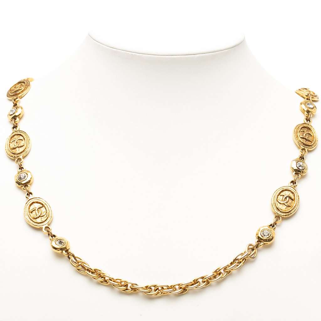 Chanel CC Gold Plated Strass Medallions Pendant Necklace Gold Metal Very good condition - Box View