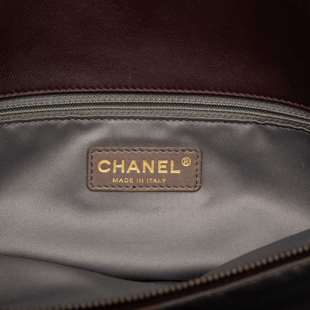 Chanel Quilted Calfskin Triptych Shoulder Bag Red Leather Good - Box View