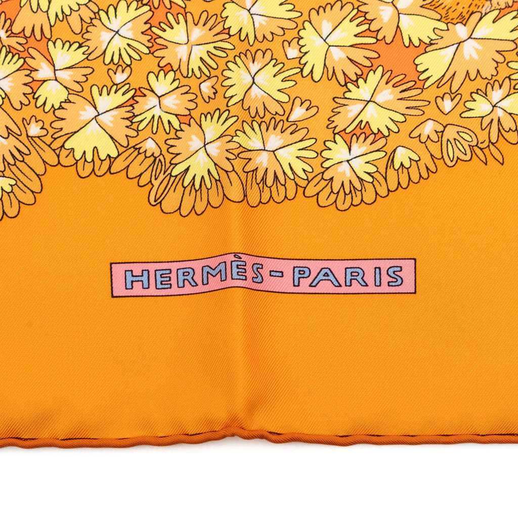Hermès Ombres et Lumieres Silk Scarf 90 Orange Very good condition - Inside View