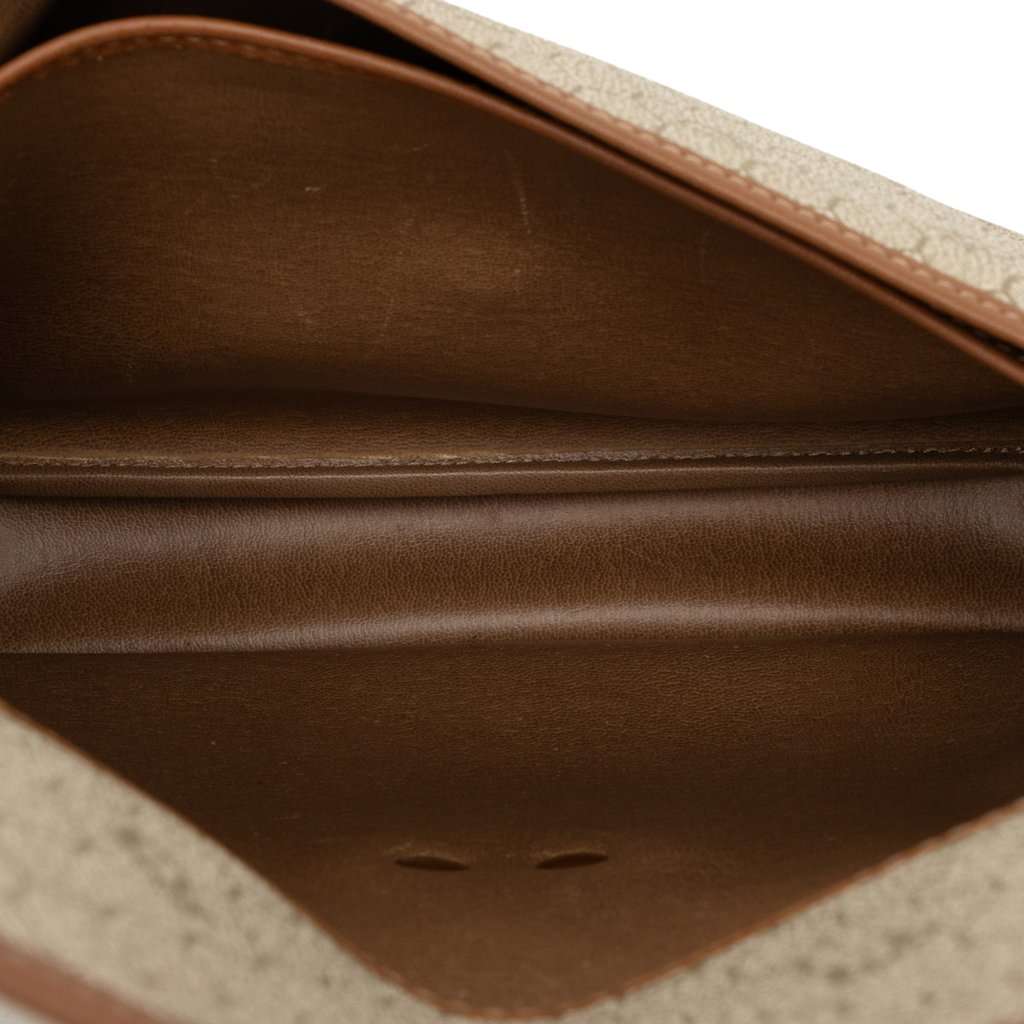 Dior Honeycomb Coated Canvas Crossbody Beige Very good condition - Model View