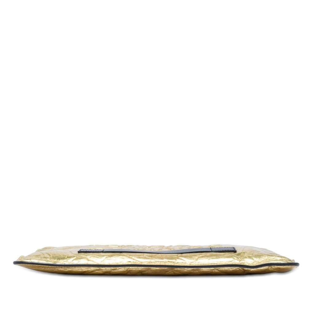 Chanel Metallic Crinkled Calfskin Feministe Mais Feminine Pouch Gold Leather Very good - Inside View