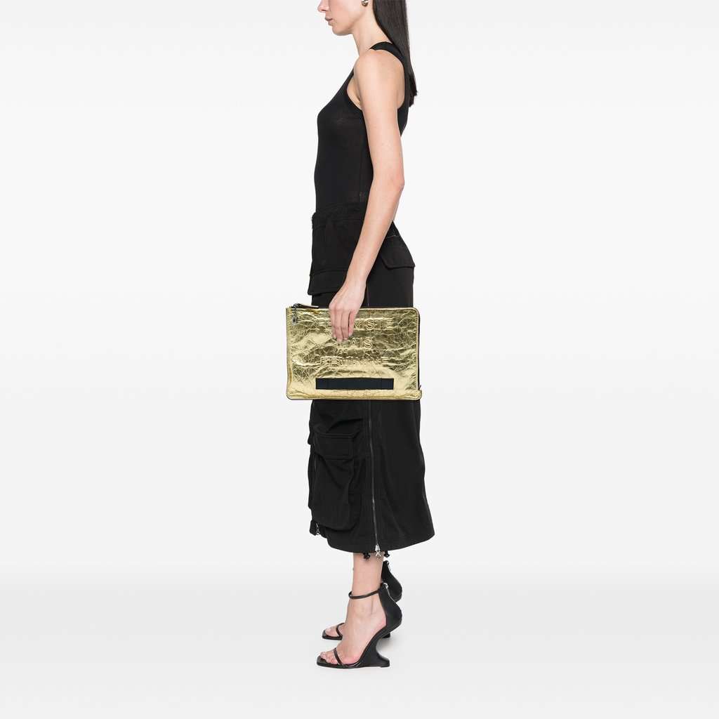 Chanel Metallic Crinkled Calfskin Feministe Mais Feminine Pouch Gold Leather Very good - Box View