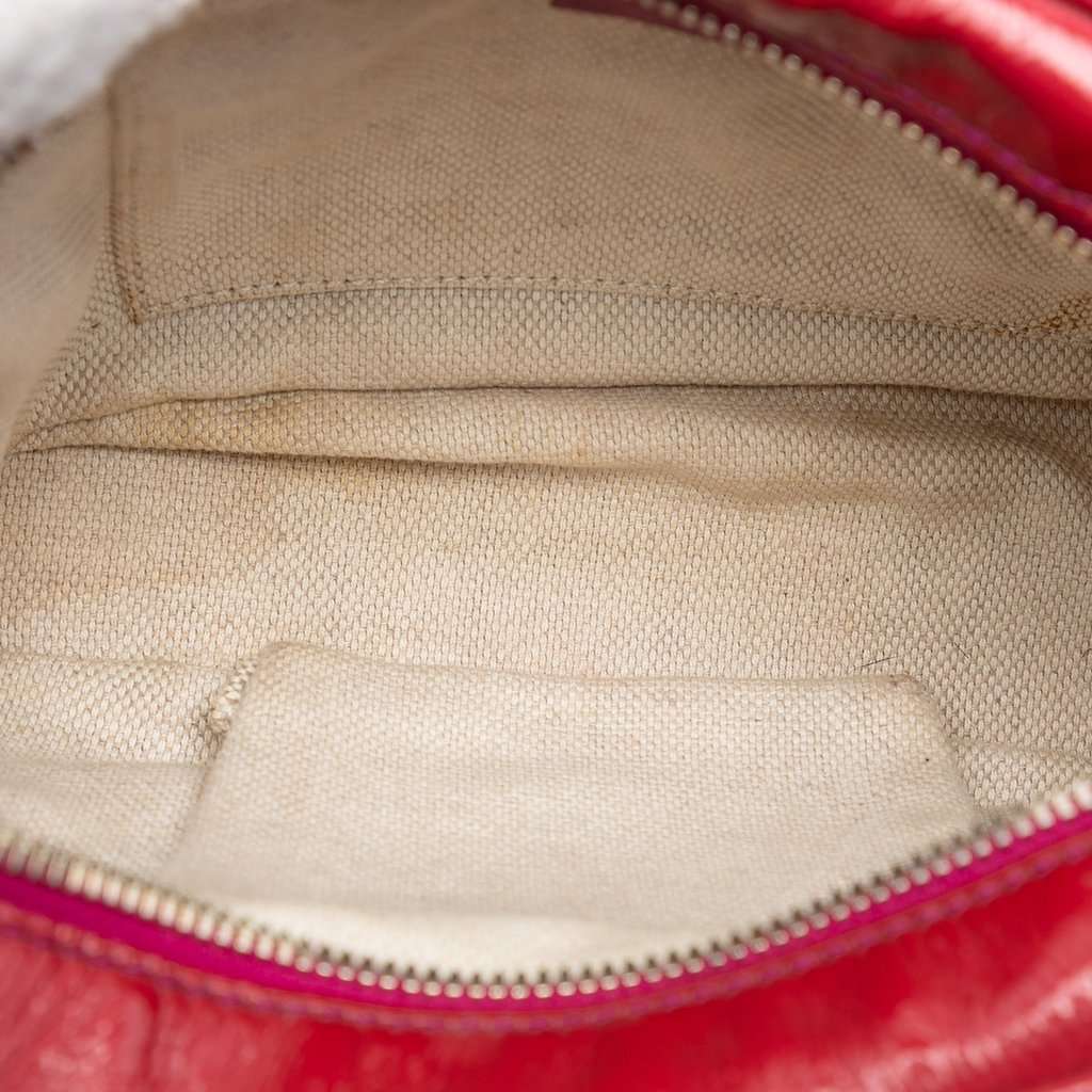 Gucci Patent Soho Disco Crossbody Pink Leather Very good condition - Model View