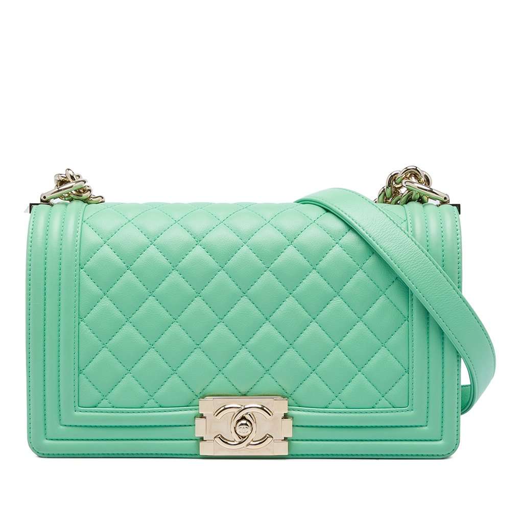 Chanel Old Medium Quilted Calfskin Boy Flap Green Leather Very good condition - Front View