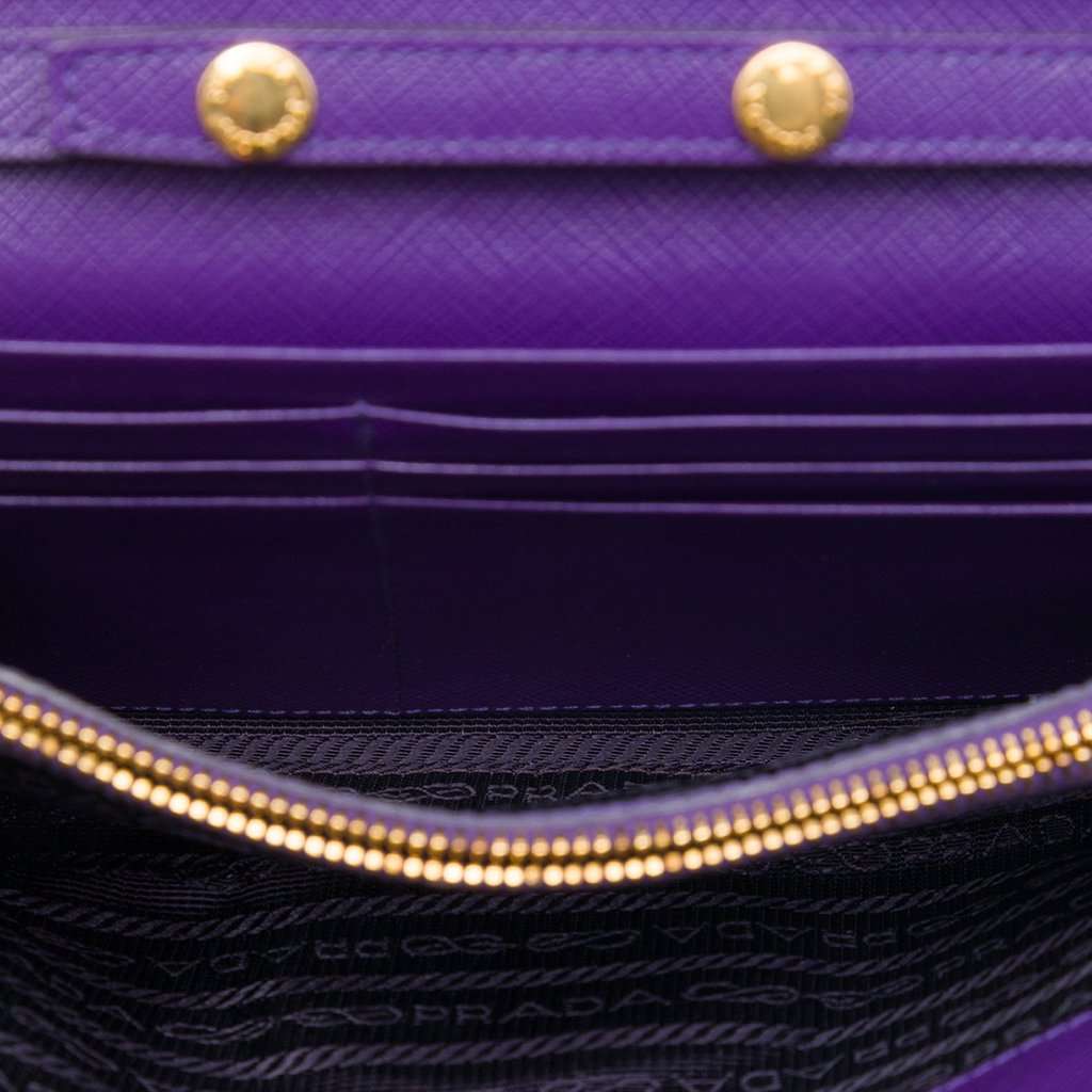 Prada Saffiano Sound Lock Wallet on Chain Purple Leather Very good - Model View