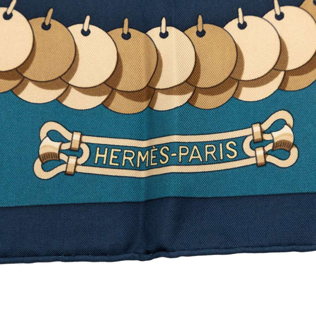 Hermès Kosmima Silk Scarf 90 Blue Very good condition - Back View