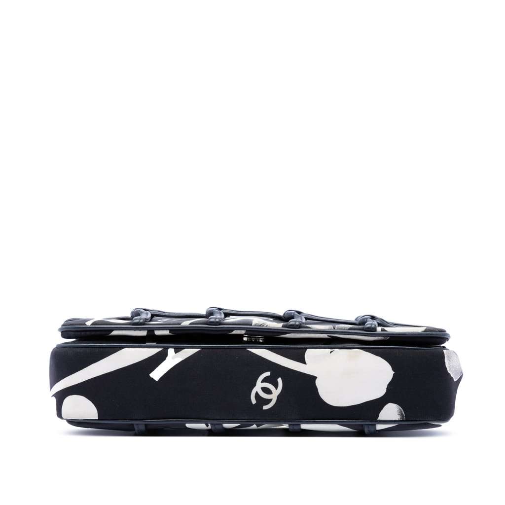 Chanel Small Silk and Lambskin Net Tahiti Flap Black Very good - Inside View