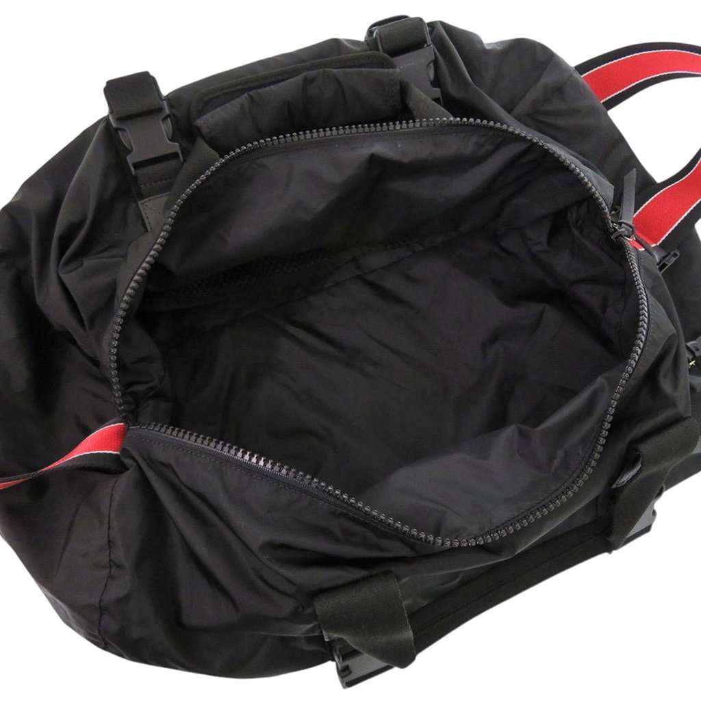 Givenchy Nylon Duffle Bag Black Very good condition - Model View