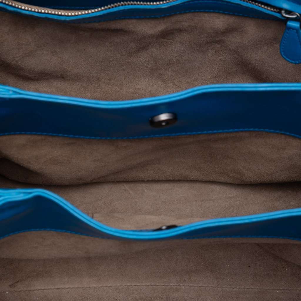 Bottega Veneta Small Nappa Intrecciato Roma Satchel Blue Leather Very good - Model View