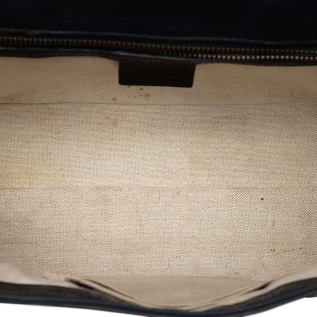 Gucci Small GG Marmont Grained Calfskin Top Handle Satchel Black Leather Very good - Model View