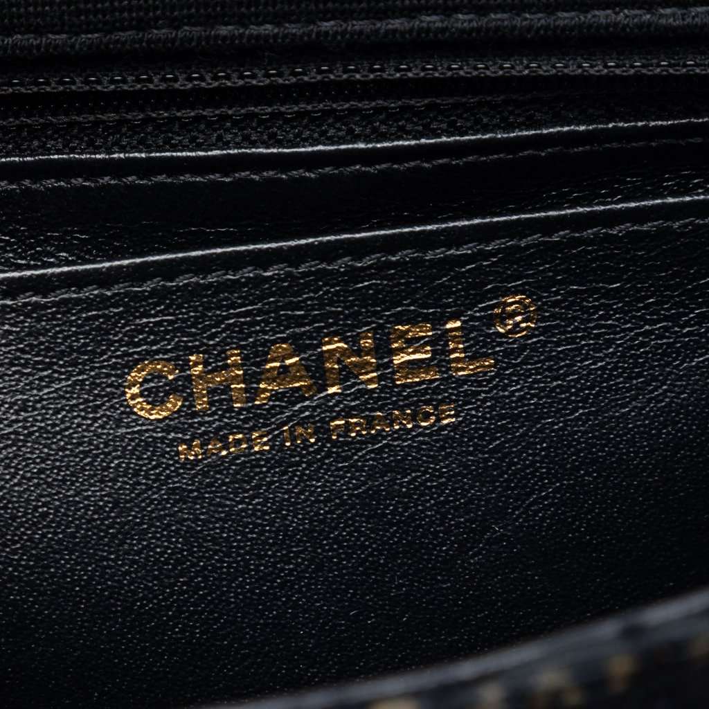 Chanel Quilted Tweed Reissue 2.55 Single Flap 224 Black Very good condition - Box View