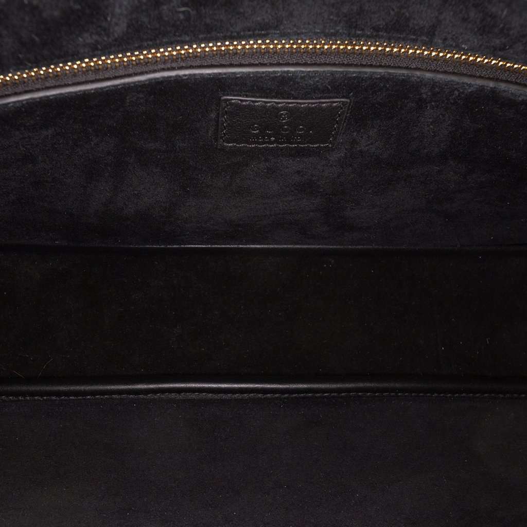 Gucci Medium Calfskin GG Emblem Shoulder Bag Black Leather Very good - Model View