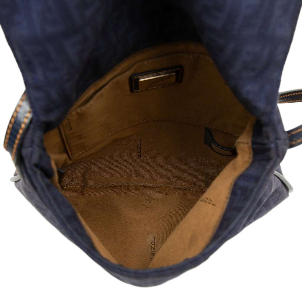 Fendi Zucchino Canvas Crossbody Blue Very good condition - Model View