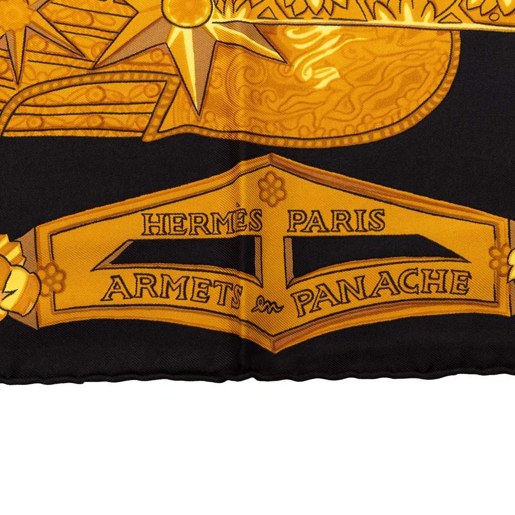 Hermès Armets en Panache Silk Scarf 90 Gold Never worn - Inside View