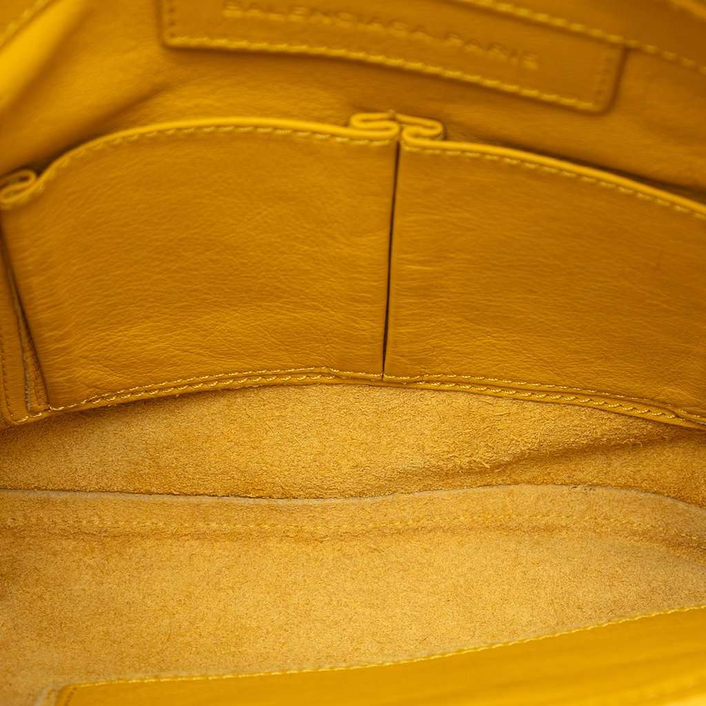 Balenciaga Leather Papier Wristlet Clutch Yellow Leather Very good condition - Model View