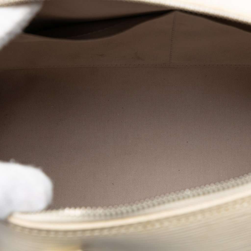 Louis Vuitton Epi Speedy 35 White Leather Very good condition - Model View