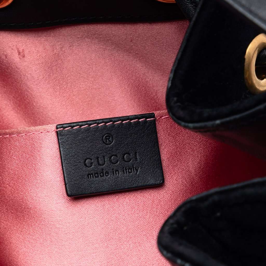 Gucci GG Marmont 2.0 Matelasse Velvet Bucket Bag Black Very good condition - Box View