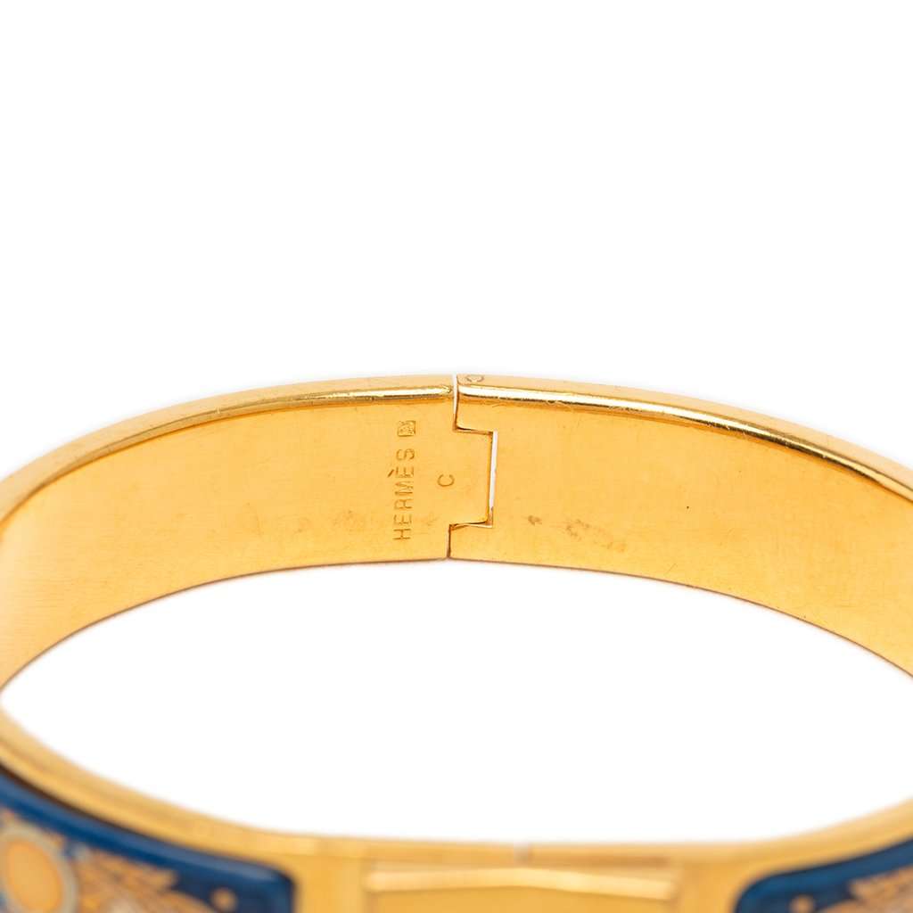 Hermès Narrow Printed Enamel Loquet Hinge Bracelet Blue Very good - Model View