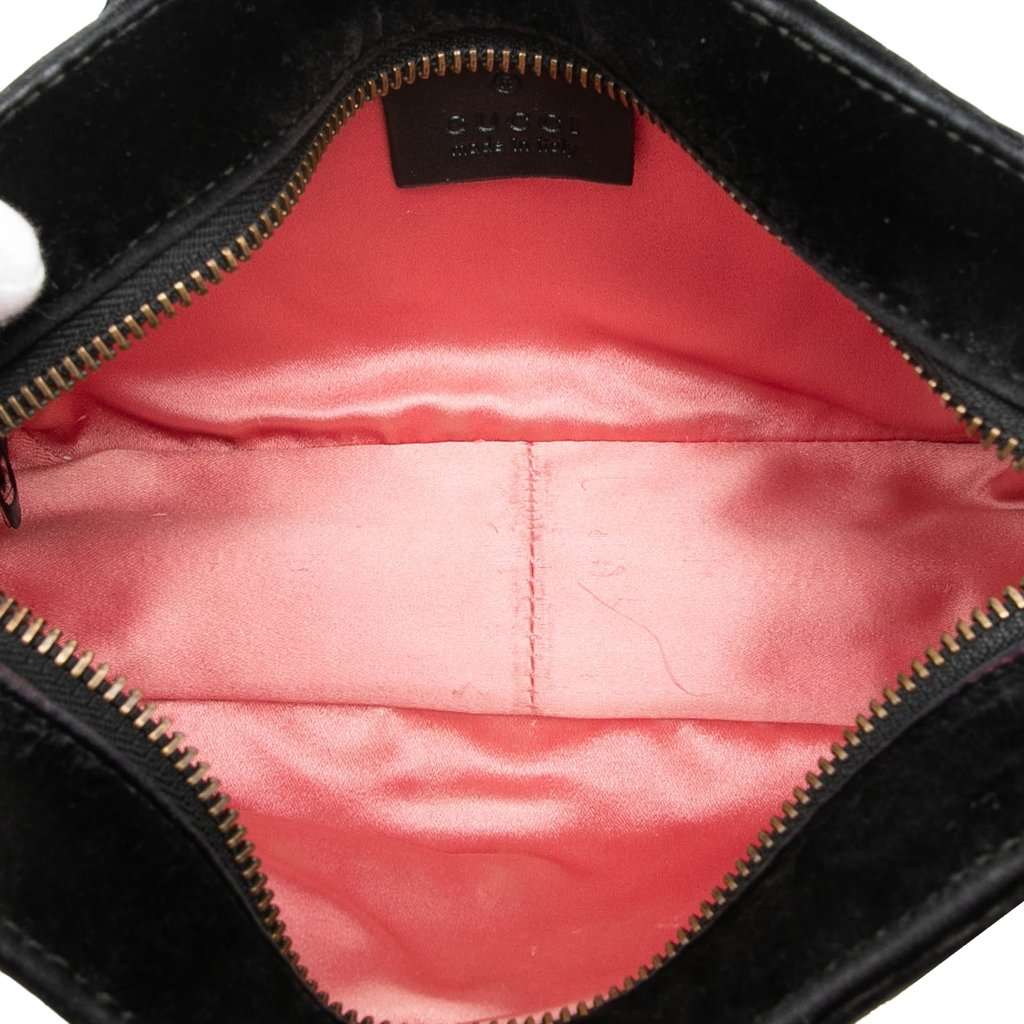Gucci Mini GG Marmont Crystal Embellished Matelasse Velvet Crossbody Black Very good condition - Model View