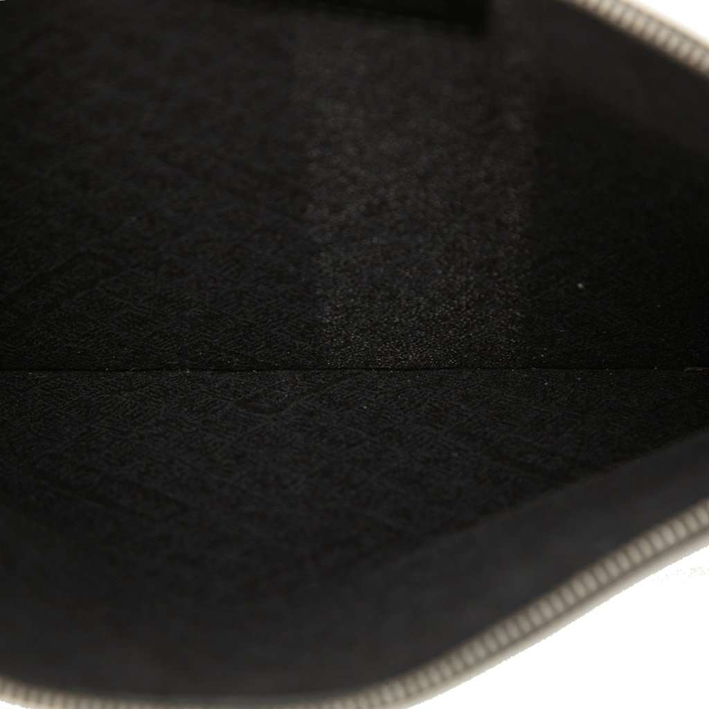 Bottega Veneta Perforated Leather Clutch Black Leather Very good condition - Model View