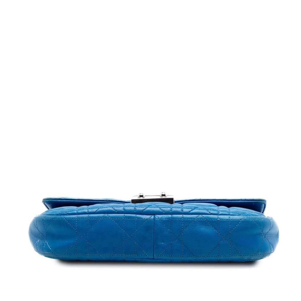 Dior Lambskin Cannage Miss Dior Promenade Chain Crossbody Blue Leather Very good condition - Inside View
