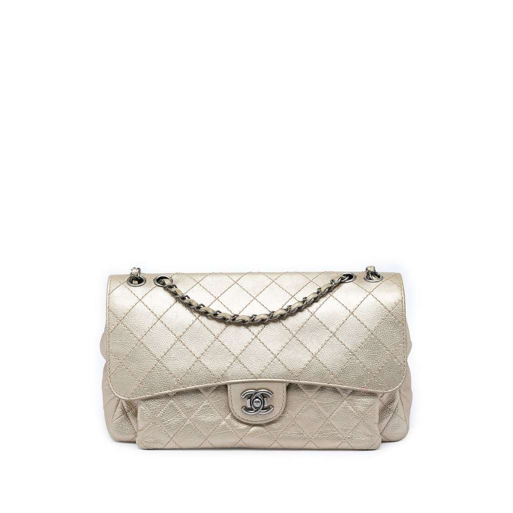 Chanel Paris Dubai Metallic Calfskin Flap Gold Leather Very good condition - Front View