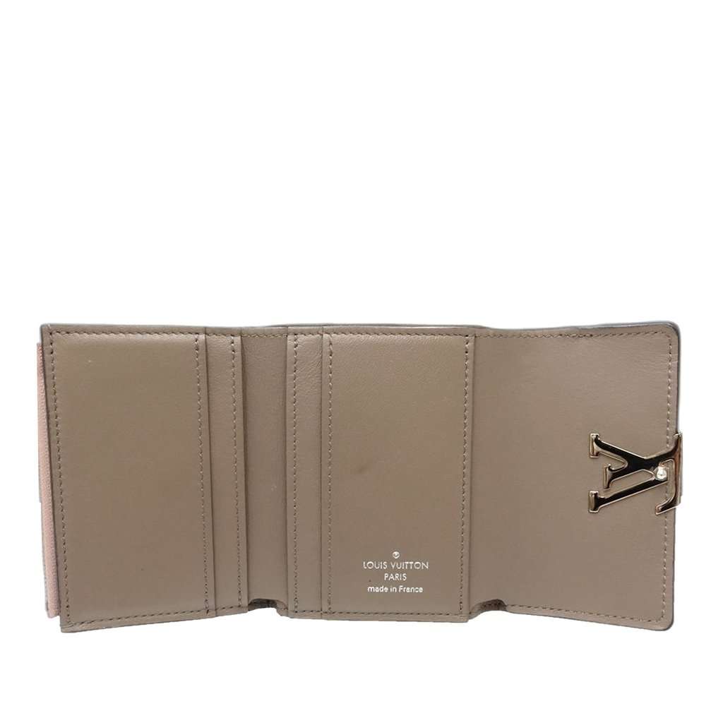 Louis Vuitton Taurillon Capucines Compact Wallet Pink Leather Very good condition - Model View