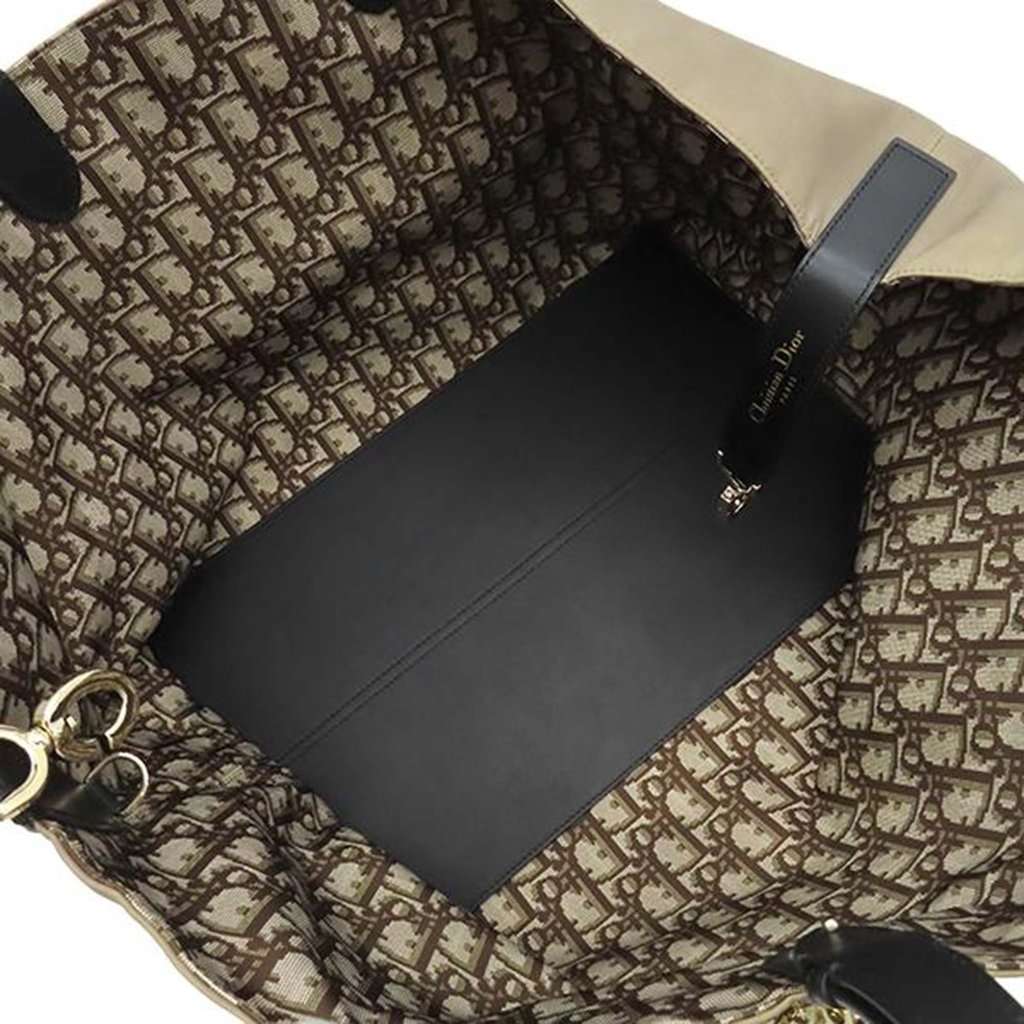 Dior Large Canvas Eiffel Tower Toujours Tote Beige Very good condition - Model View