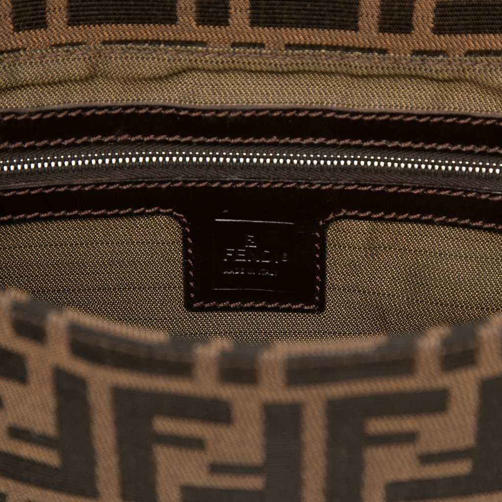 Fendi Zucca Canvas Baguette Brown Very good condition - Box View