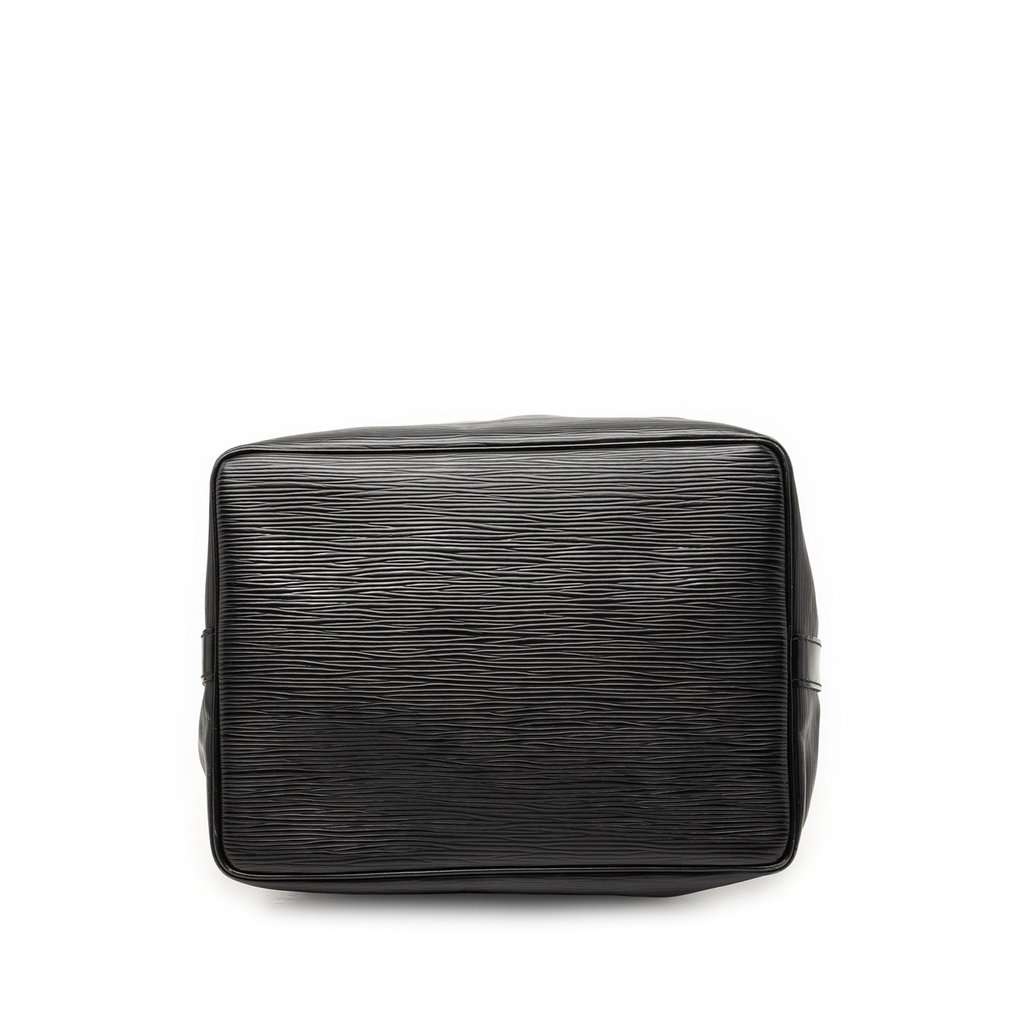 Louis Vuitton Epi Petit Noe Black Leather Very good condition - Inside View
