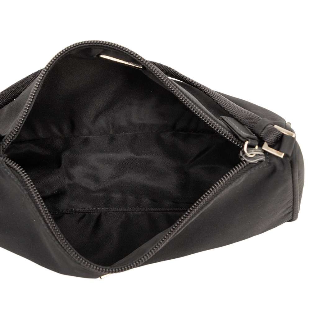 Prada Tessuto Pochette Black Very good condition - Model View