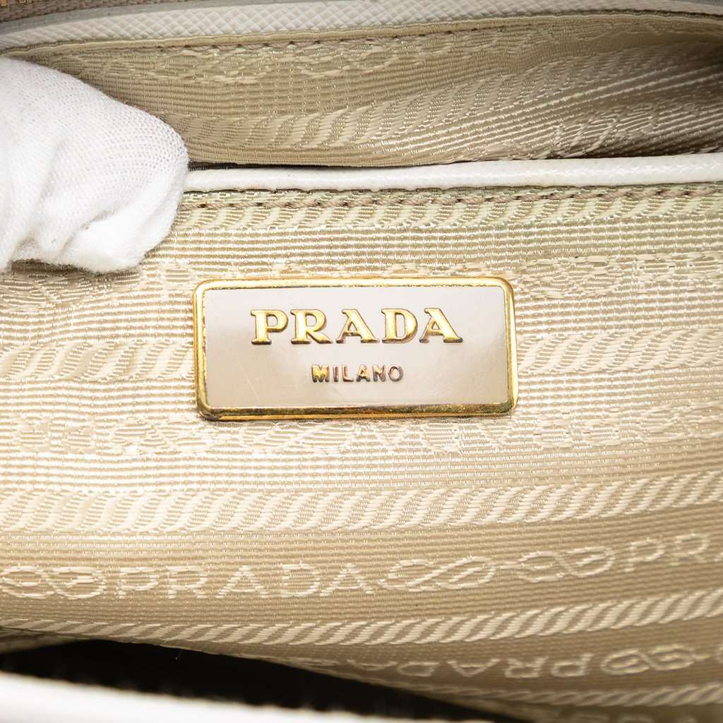 Prada Saffiano Lux Parabole Tote White Leather Very good condition - Box View