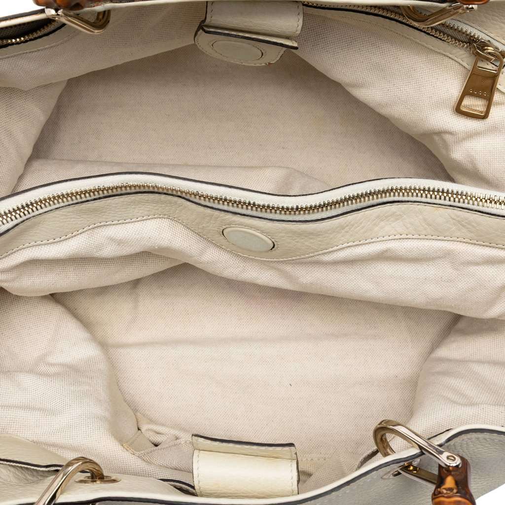 Gucci Large Calfskin Bamboo Shopper Satchel Brown Leather Very good condition - Model View