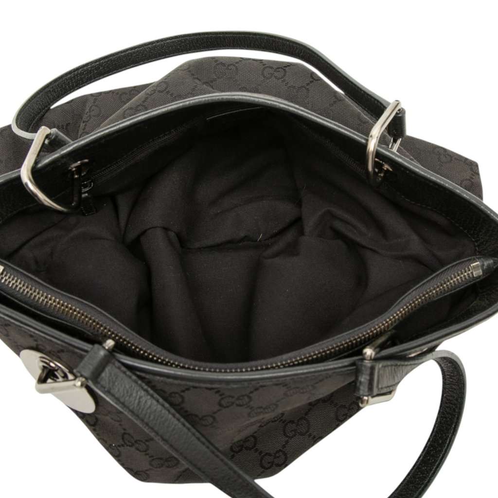 Gucci Medium GG Canvas Eclipse Tote Black Very good condition - Model View