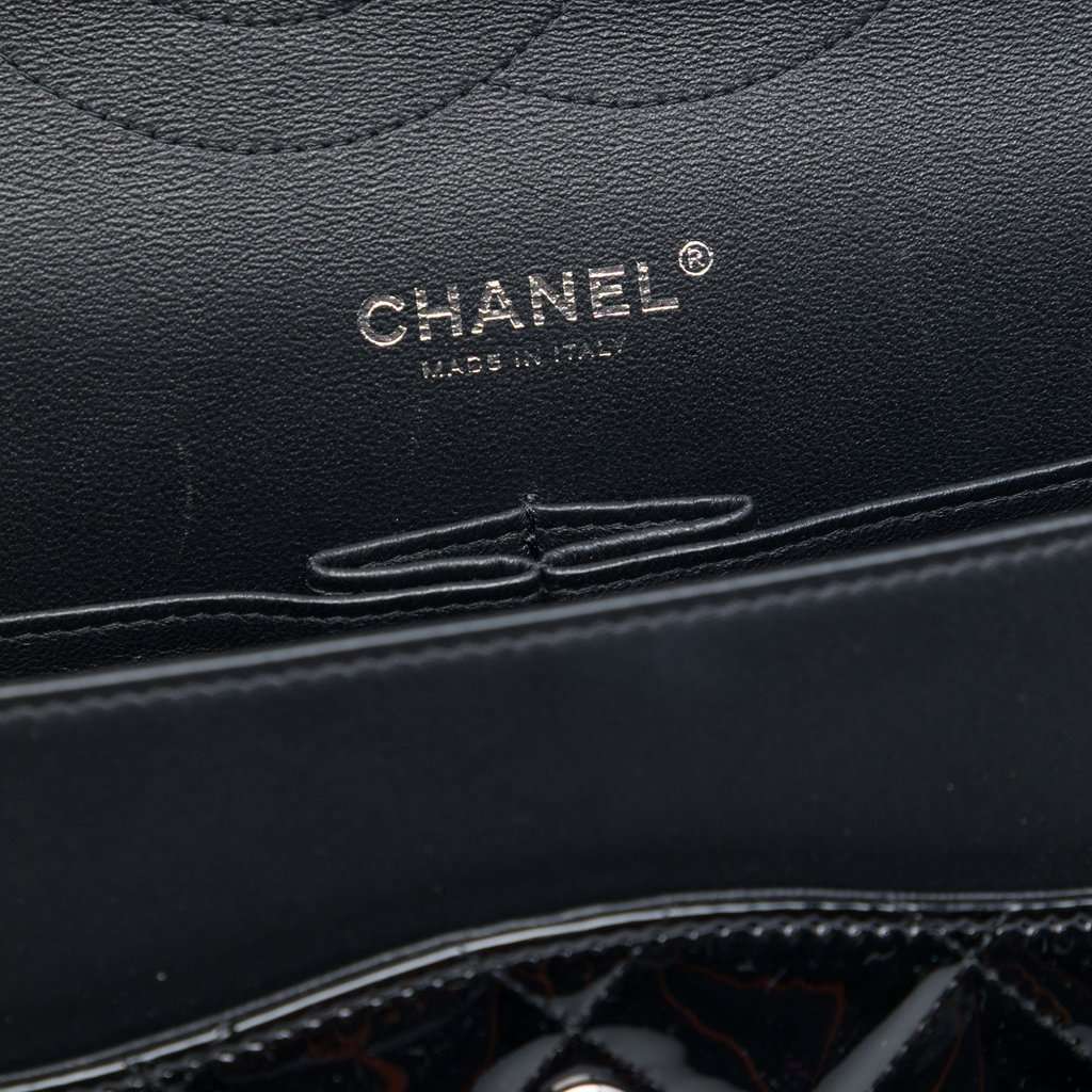 Chanel Jumbo Classic Patent Double Flap Black Leather Very good - Box View