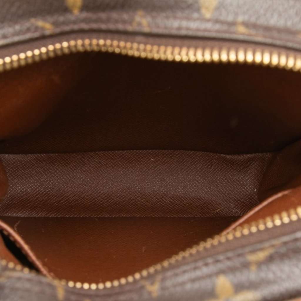 Louis Vuitton Monogram Amazone Brown Very good - Model View