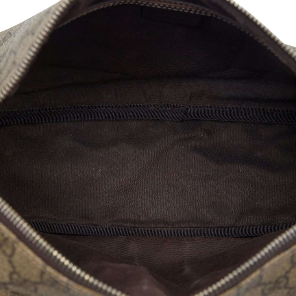 Gucci GG Supreme Double Pocket Crossbody Beige Very good - Model View