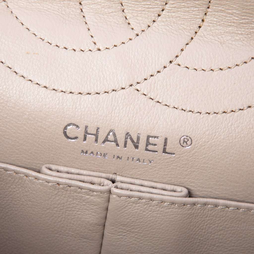 Chanel Quilted Aged Calfskin Reissue 2.55 Double Flap 226 Silver Leather Very good - Box View