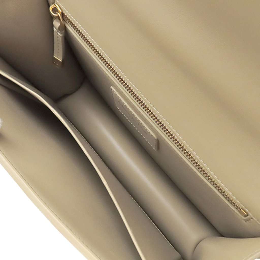 Dior Leather 30 Montaigne Box Bag White Leather Very good condition - Model View