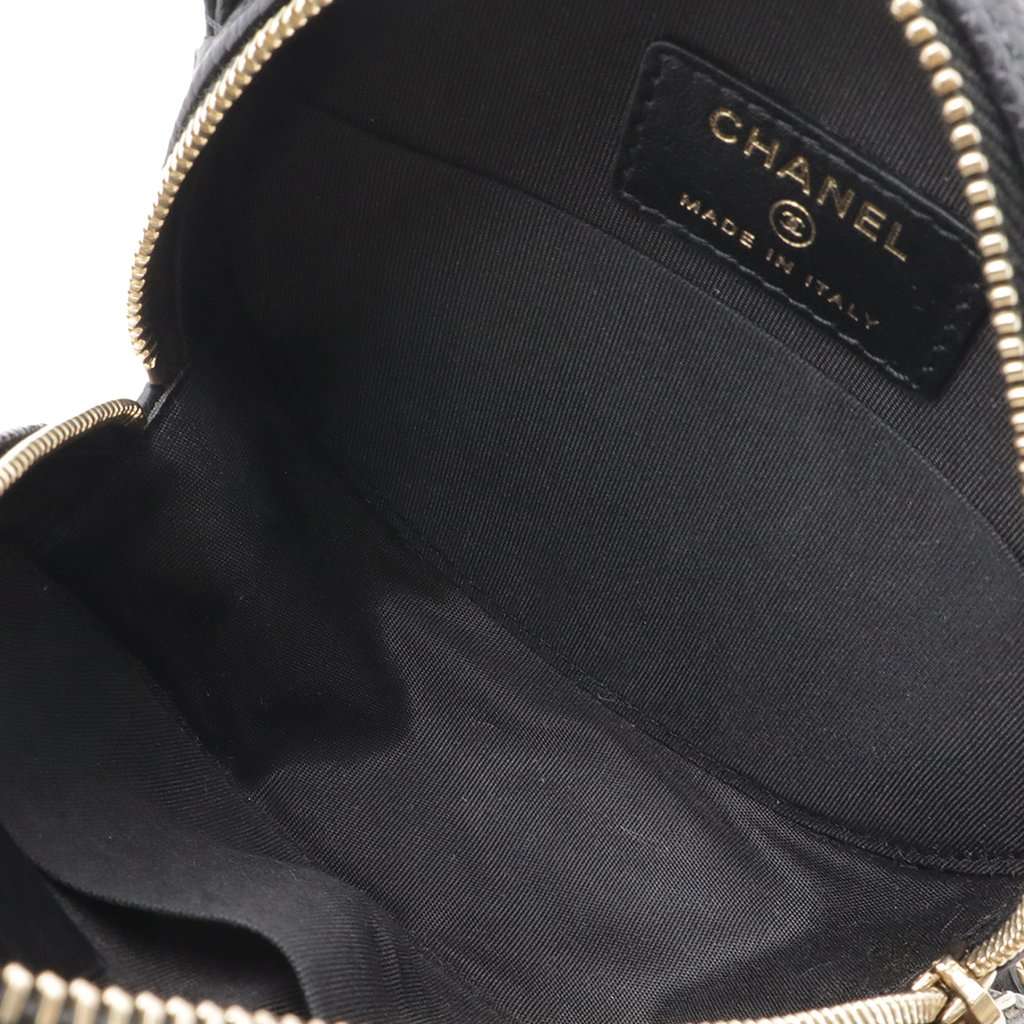 Chanel Caviar CC Filigree Round Clutch with Chain Black Leather Very good condition - Inside View