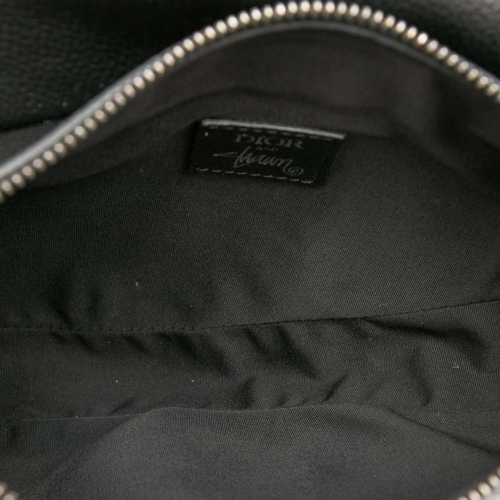 Dior Shawn Stussy Grained Calfskin Saddle Bag Black Leather Very good - Model View