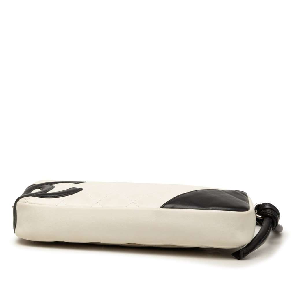 Chanel Quilted Lambskin Cambon Ligne Pochette White Leather Very good condition - Inside View