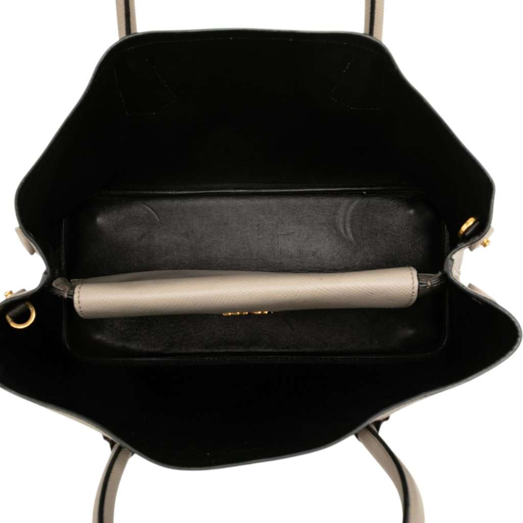 Prada Medium Saffiano Cuir Double Satchel MultiColor Leather Very good condition - Model View