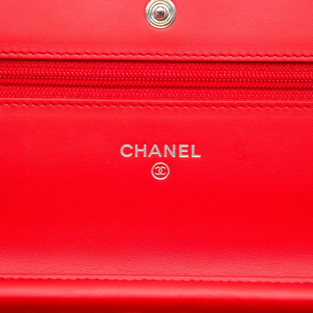 Chanel CC Striped Patent Wallet On Chain Red Leather Very good condition - Box View