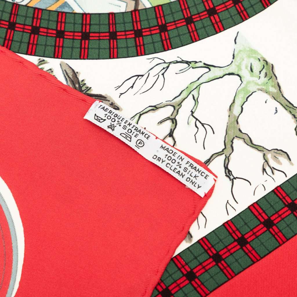 Hermès L Hiver En Poste Silk Scarf 90 Red Very good - Model View