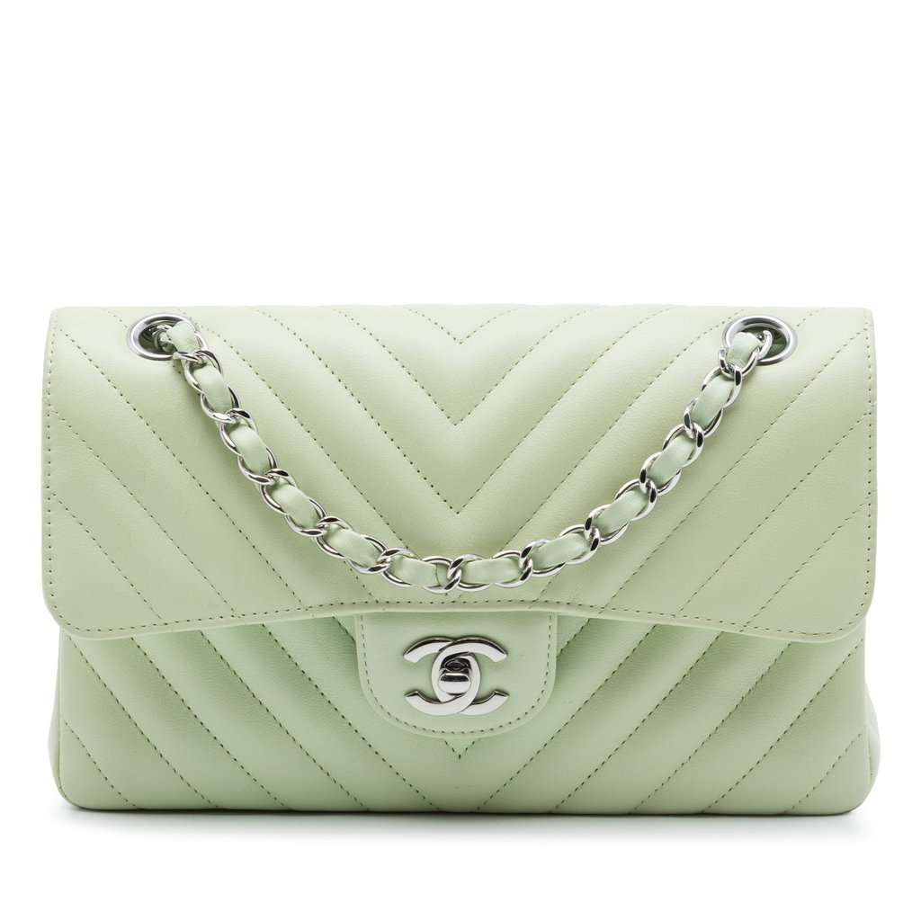 Chanel Small Classic Chevron Lambskin Double Flap Green Leather Very good - Front View